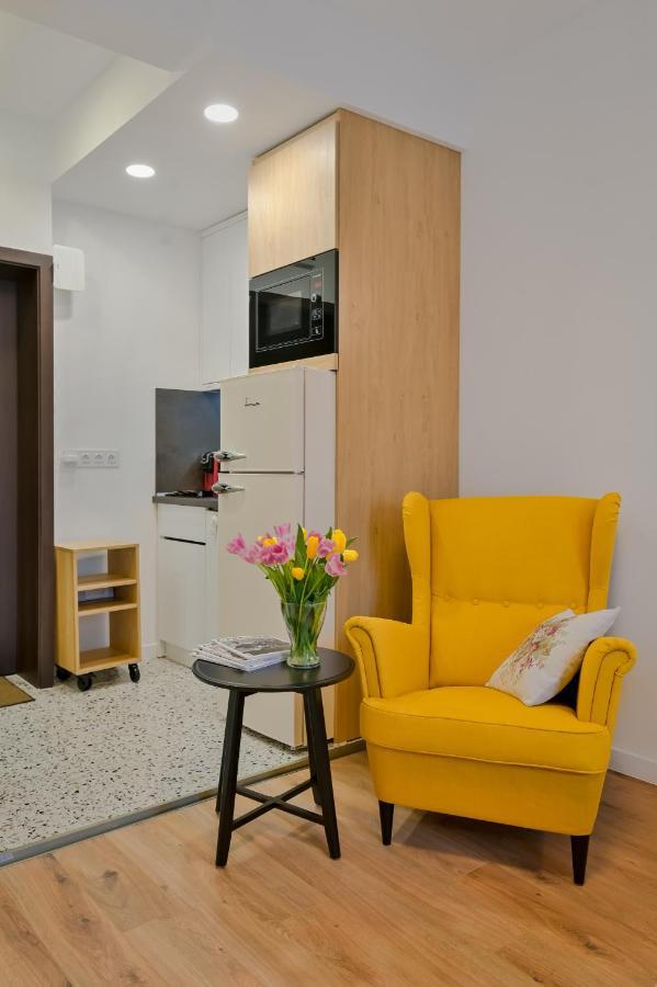 דירות Cosy And Stylish Studio Next To Sofia'S Central Market Hall מראה חיצוני תמונה